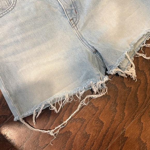 Madewell the mom Jean shorts, size 26 - Picture 4 of 9